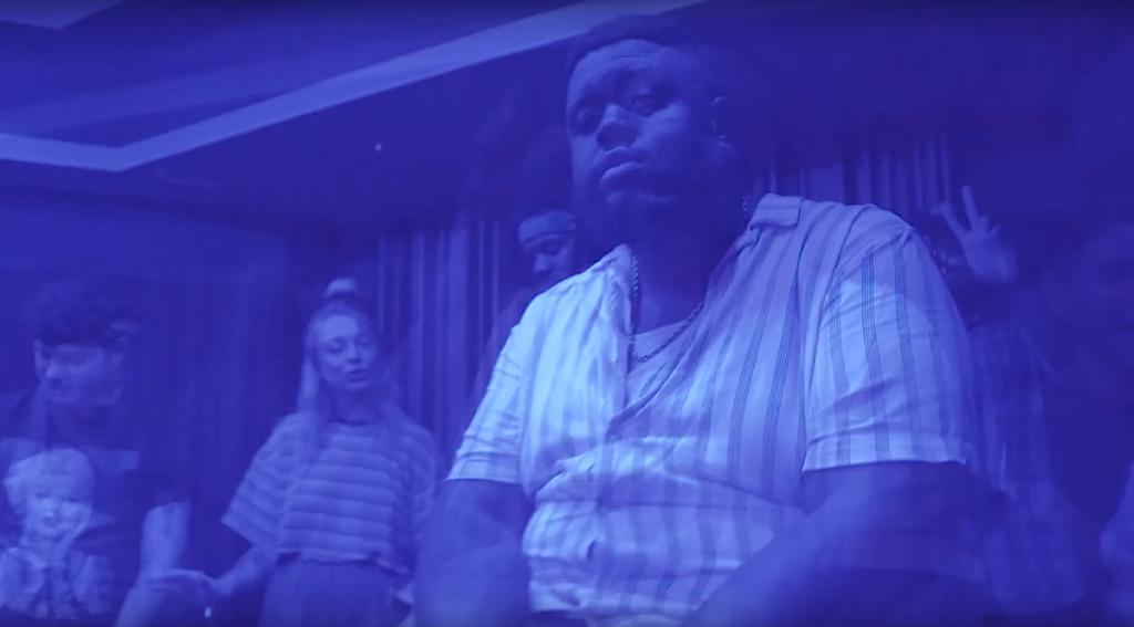 Sit in on Nazeer Art’aud’s hazy studio hang in the “Sister Act II” video
