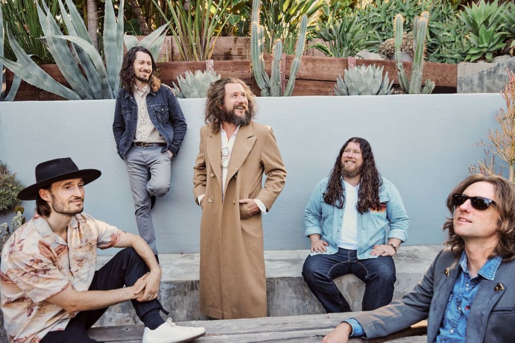 My Morning Jacket encourages you to drop all distractions on their new single “Regularly Scheduled Programing”