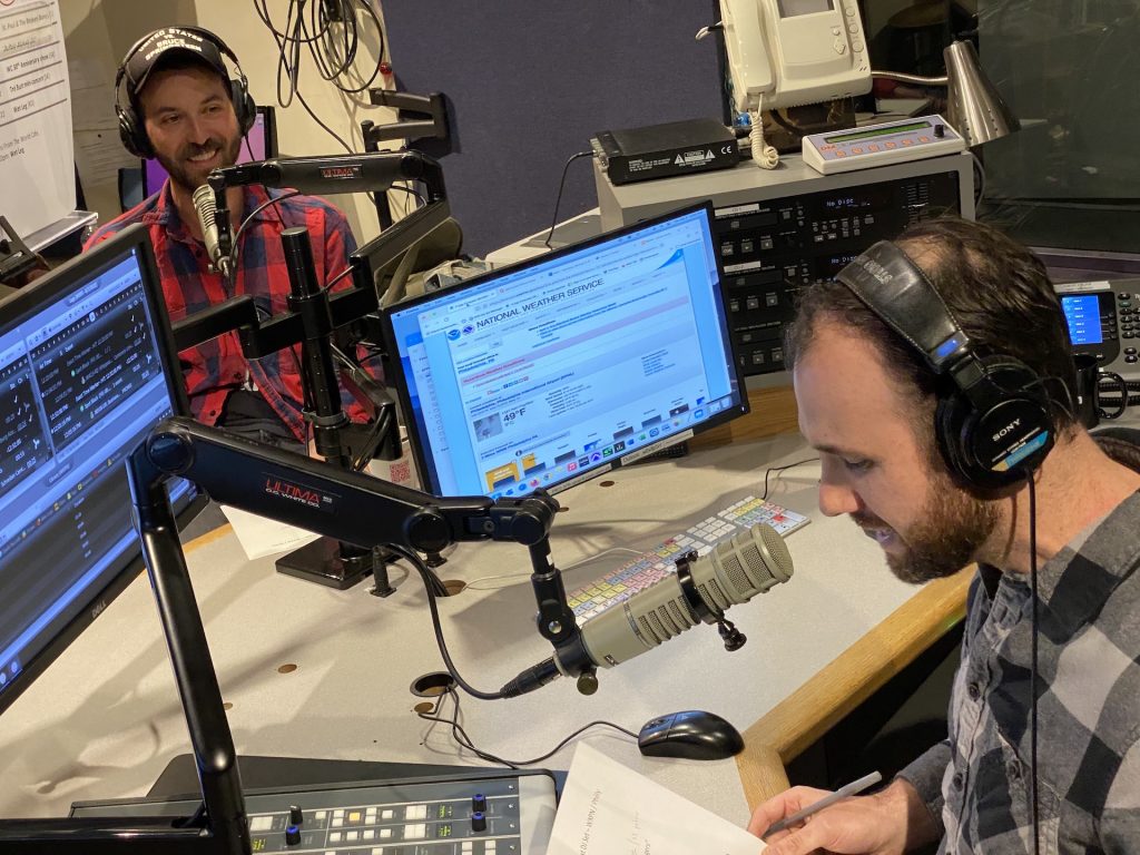 Mondo Cozmo spins Kevin Morby, Pins, The Smile and more in WXPN Midday Show guest DJ set