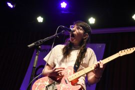 Grace Vonderkuhn comes out swinging with basement show energy at #NONCOMM