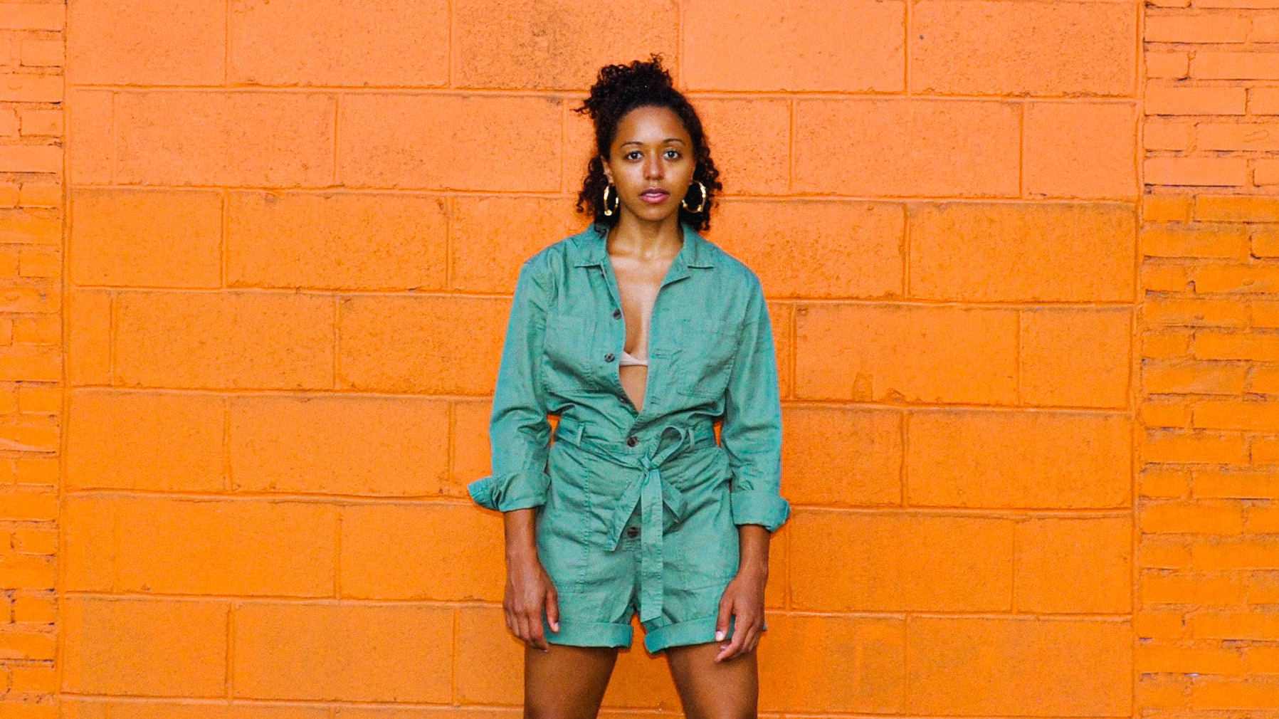 Lizzie No has a way of writing songs that are tender, incisive, gentle — but intense