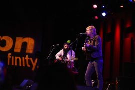 Spoon’s Britt Daniel and Alex Fischel rise to the occasion of going (mostly) unplugged at #NONCOMM
