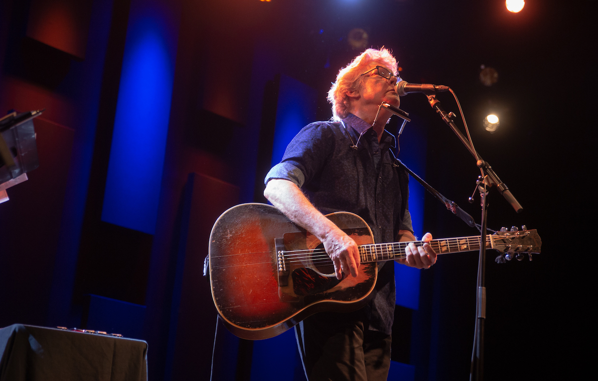 Steve Forbert Celebrates the release of <i>Moving Through America</i> with a Free At Noon performance