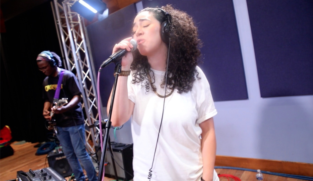 Cvgebird: “Besos” (The Key Studio Sessions)