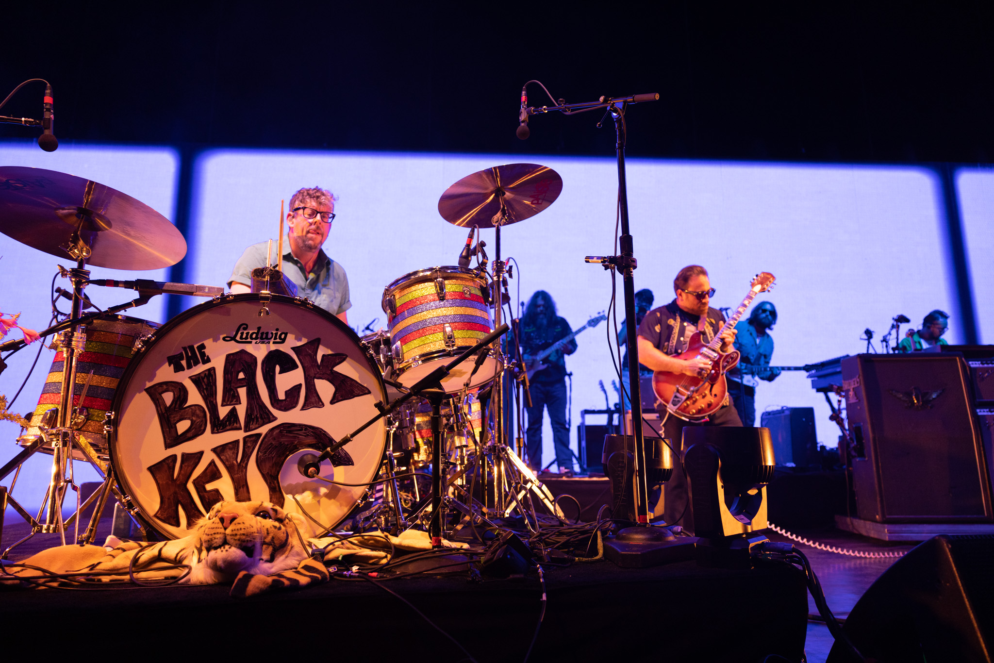 The Black Keys honor their roots and reach for the stars in Camden
