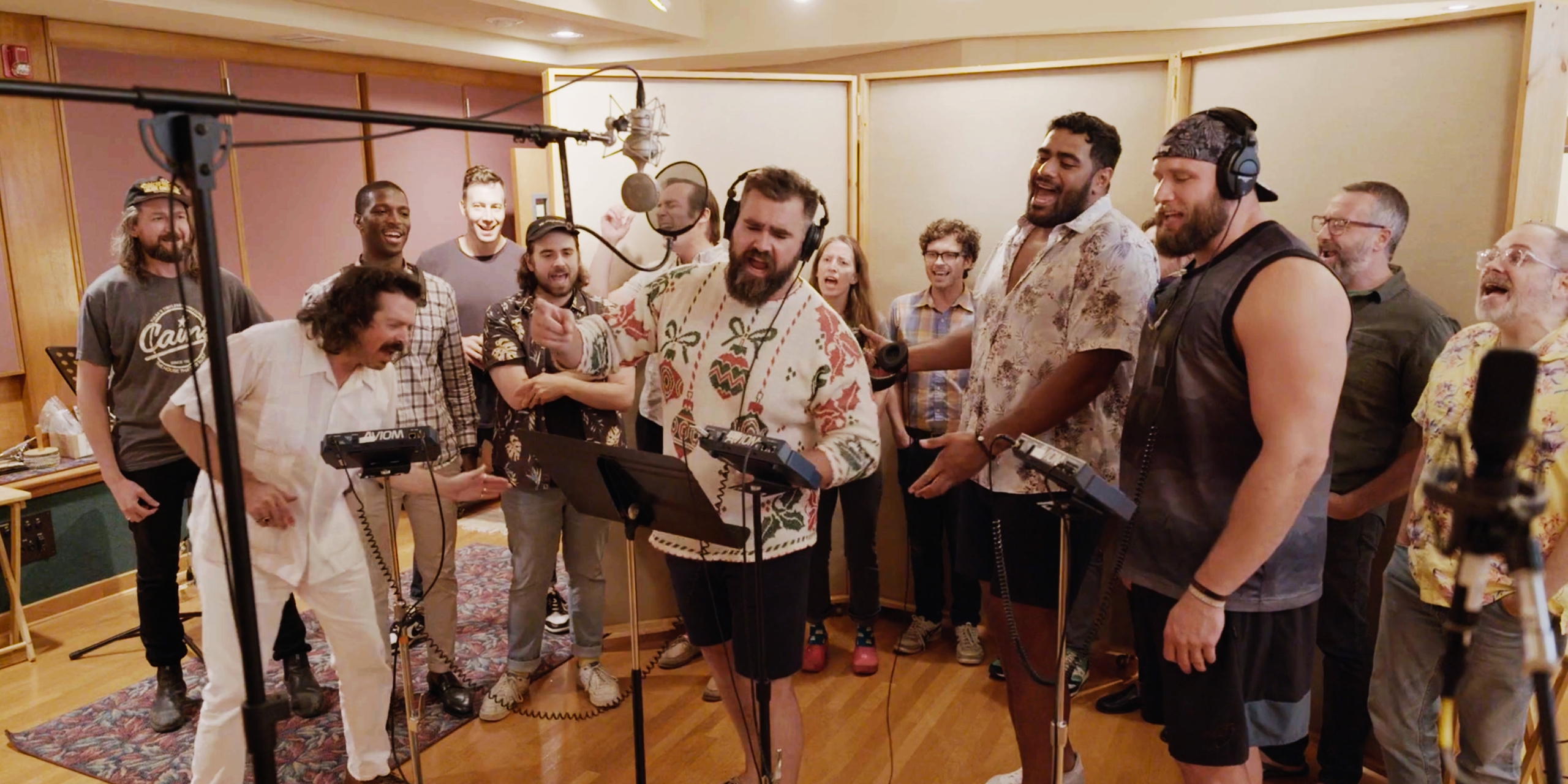 Merry PRESSmas: New Holiday Sounds for 2022