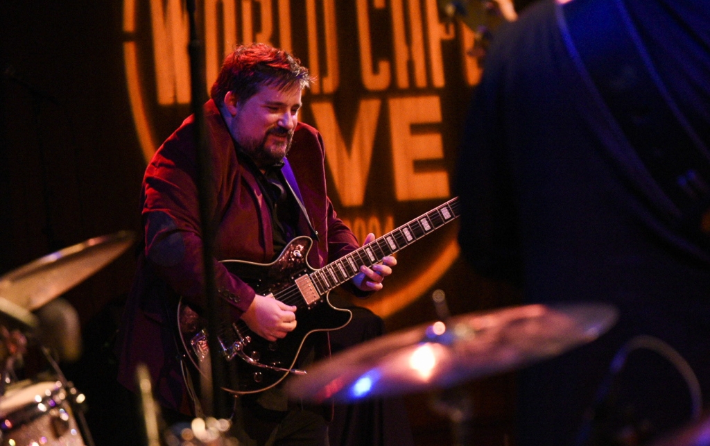 Muscle Tough (WXPN Home for the Holidays) – Full Set
