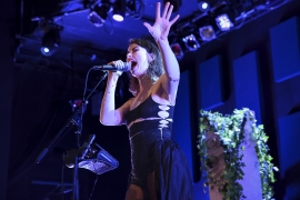 Honesty and Intimacy: Kimbra brings Valentine’s Day blessings to Philly