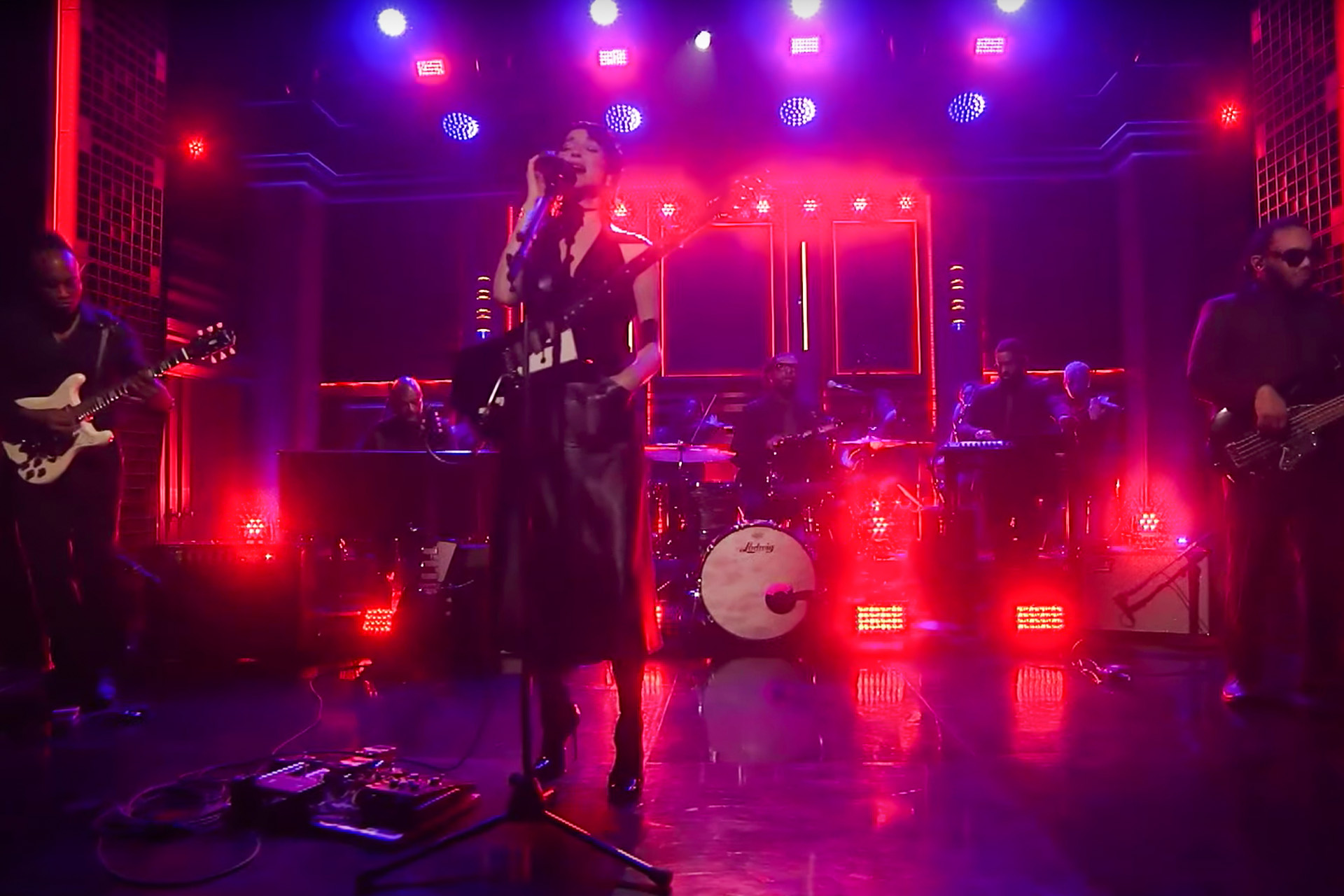 Watch St. Vincent and The Roots cover Portishead’s “Glory Box” on Jimmy Fallon