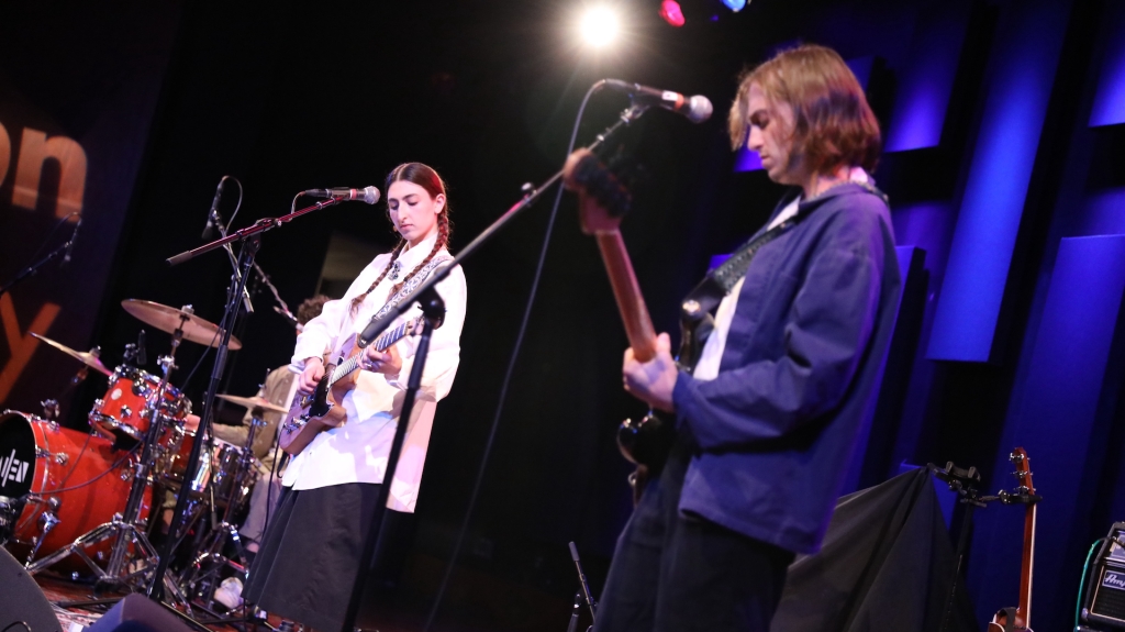 Bailen raises their voices for an album release day NON-COMM set
