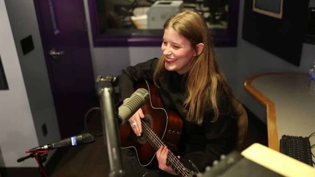 Paris Paloma performs “Labour” live on the WXPN Midday Show