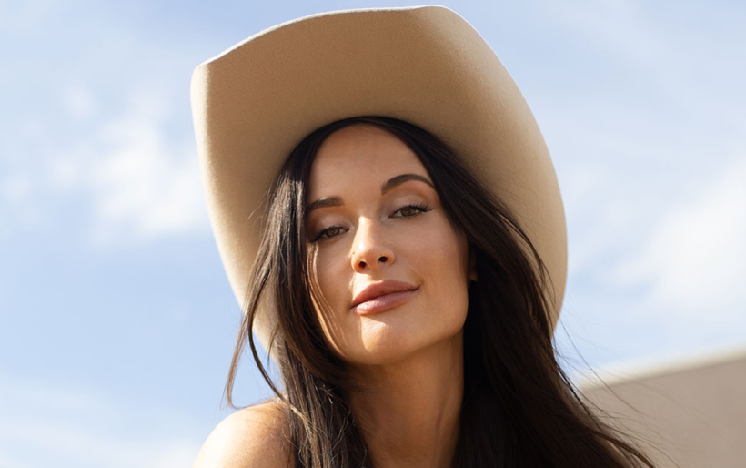 Kacey Musgraves is having the time of her life in the ‘Middle of Nowhere’