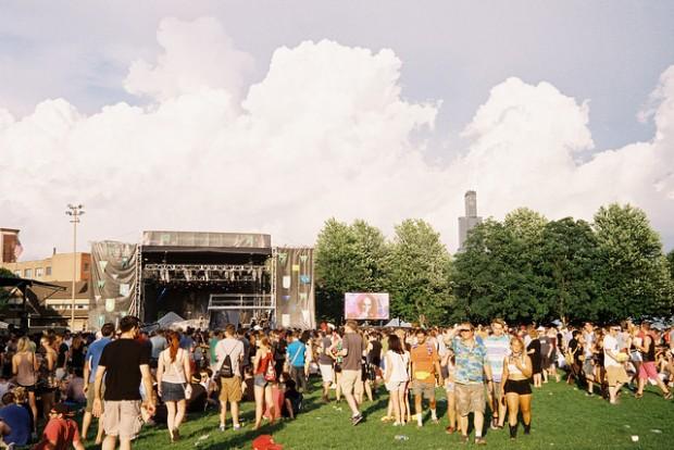 Pitchfork Crowd | Photo by Scott Troyan | scotttroyan.com