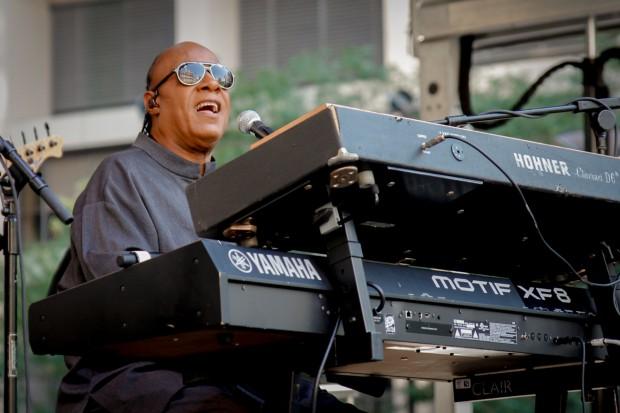 Stevie Wonder pop up show at Dilworth Park, Philadelphia.  Photo by: Simon Klein / WXPN
