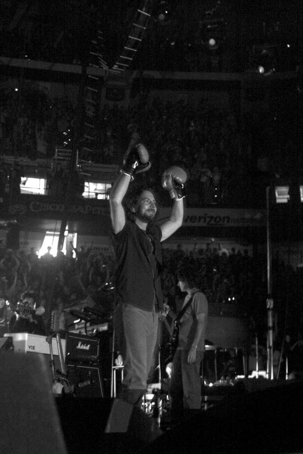 Pearl Jam at The Spectrum | photo by John Vettese