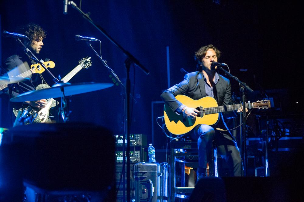 Jack Savoretti - photo by Ellen Miller - ellencm.com