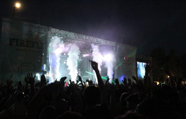 Calvin Harris (bass drop) | Photo by John Vettese