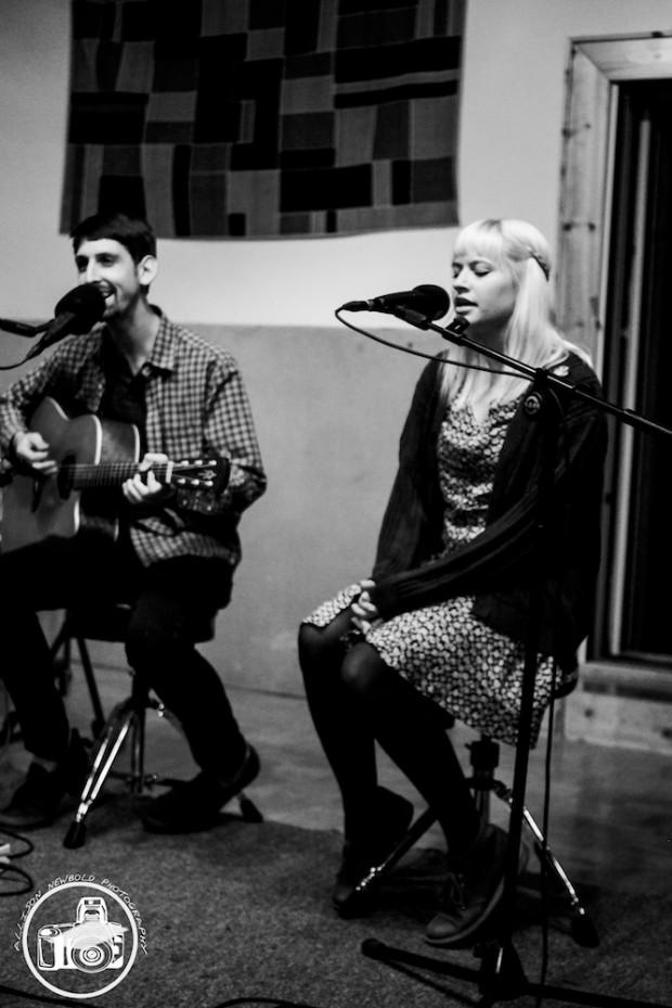 Tigers Jaw | Photo by Allison Newbold | allynewbold.com