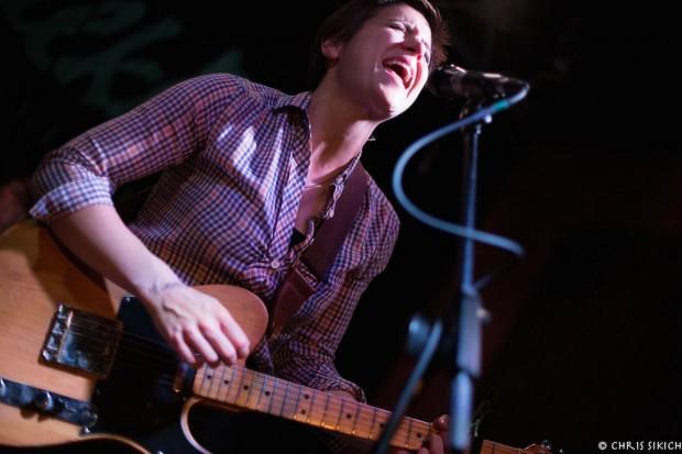 Laura Stevenson | Photo by Chris Sikich | countfeed.tumblr.com