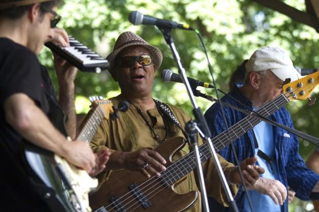 Graceland Tribute | Photo by John Vettese / WXPN