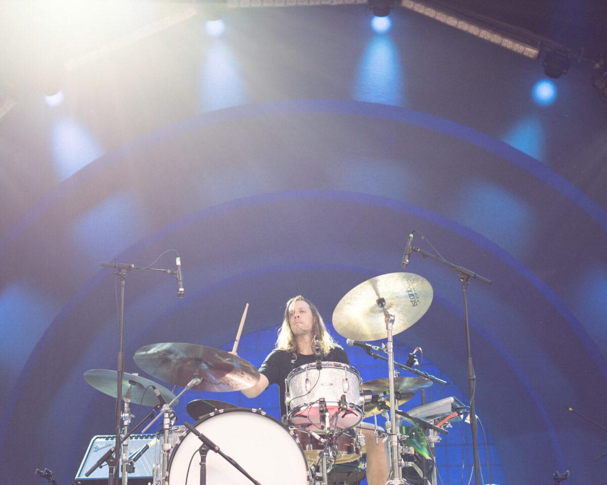 Mark Quinlan of Hop Along performing