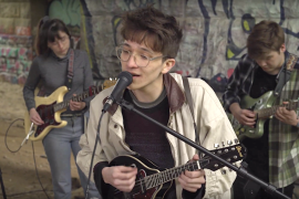 Watch Bird Furniture play “Good Memories” for Upandovr