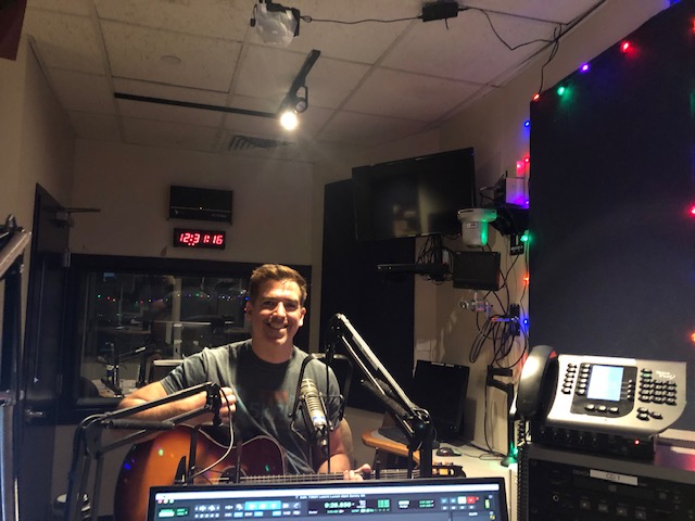 Matt Santry talks running, songwriting, and repping Team Helen for the Musicians On Call 5K on the Leicht Lunch
