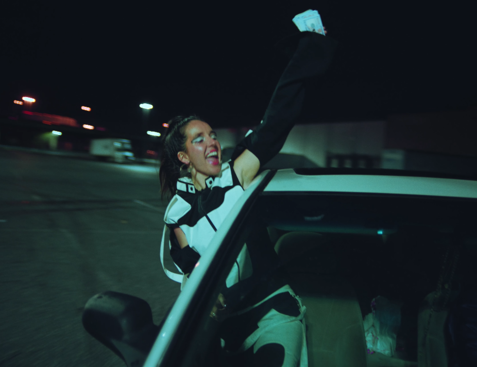 PIERI releases a breakneck video for her new track “Quien Paga”