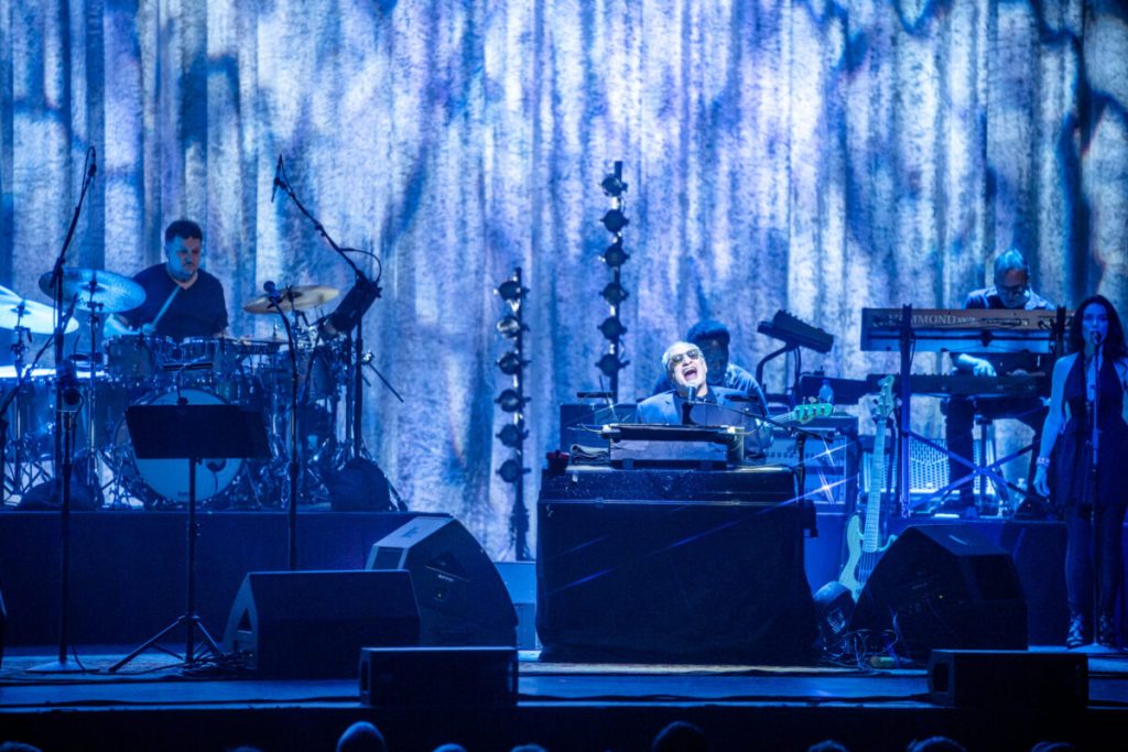“Make tonight a wonderful thing”: Steely Dan plays ‘Aja’ in full and other hits to open its run at The Met