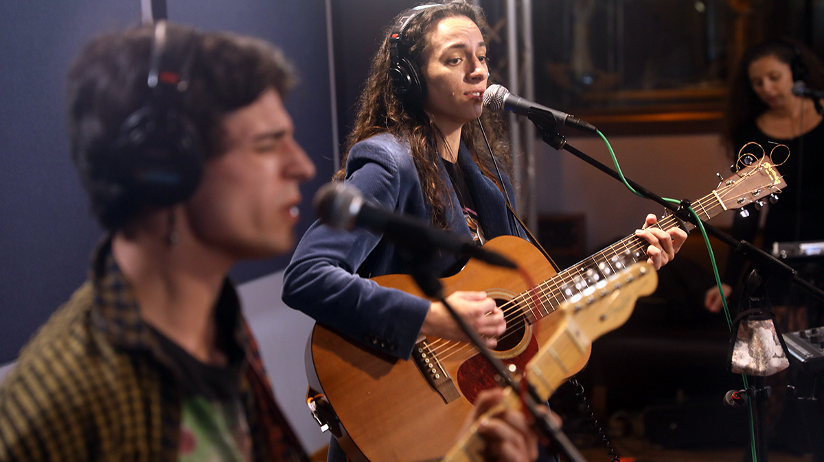 The Key Studio Sessions: Kate Dressed Up