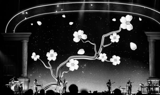 KaceyMusgraves_WEBRES_21