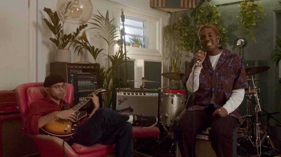 Arlo Parks – Full Set (World Cafe At Home Session)