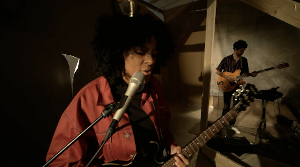 Nana Adjoa: “Throw Stones” (World Cafe At Home Session)
