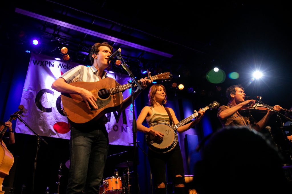 Old Crow Medicine Show brings down the #NONCOMM house with Molly Tuttle, a Beastie Boys cover, and of course, “Wagon Wheel”