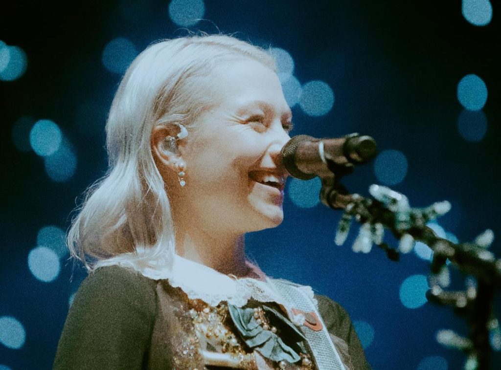 Join the journey on Phoebe Bridgers’ tour in the music video for “Sidelines”