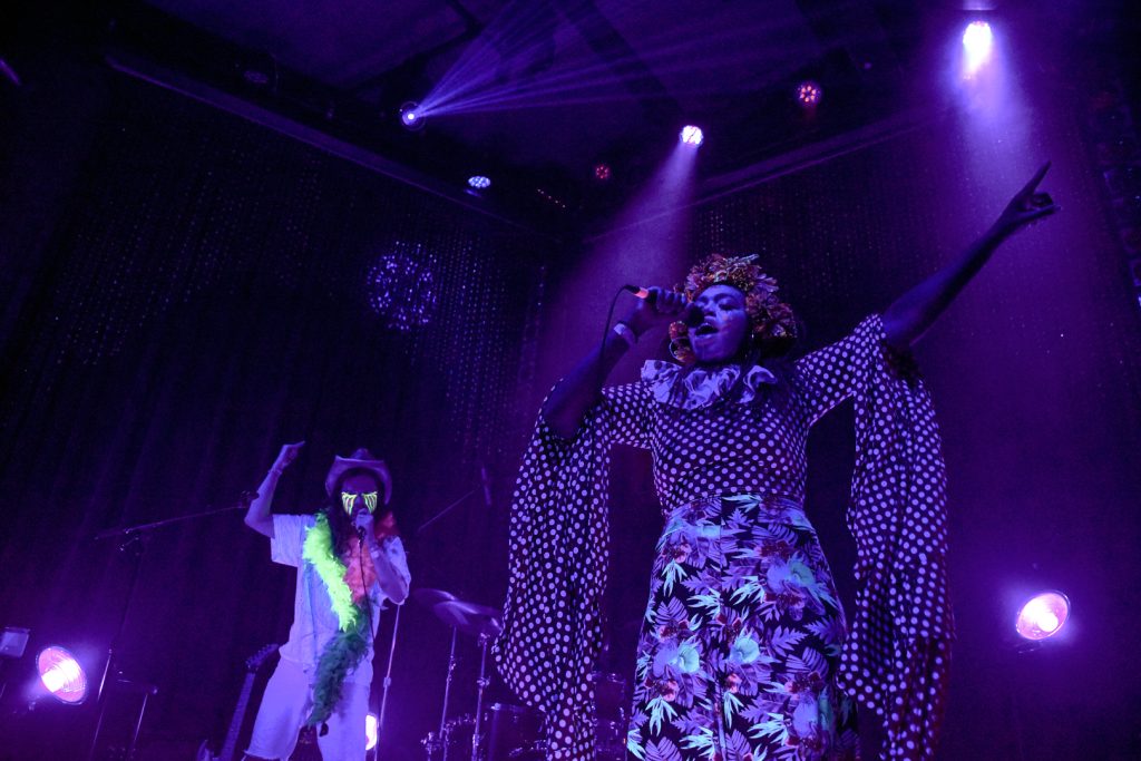 Ghösh wants you to move on their new double A-side single