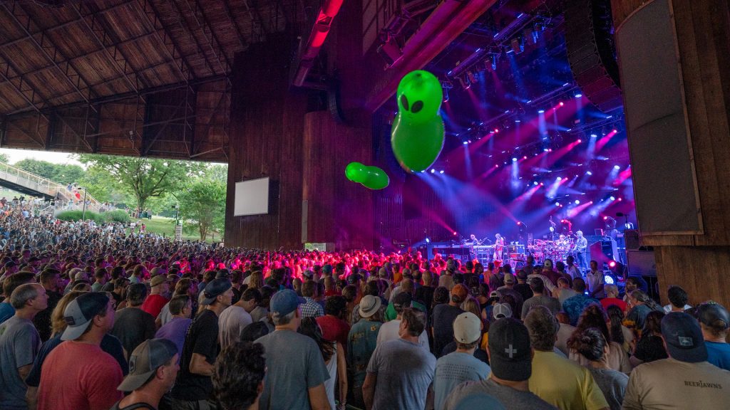 Phish returns to The Mann for a sold out crowd and a second set Tweezerfest