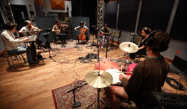 Hour: Let me spare us the trouble / At the bar… (Folkadelphia session)