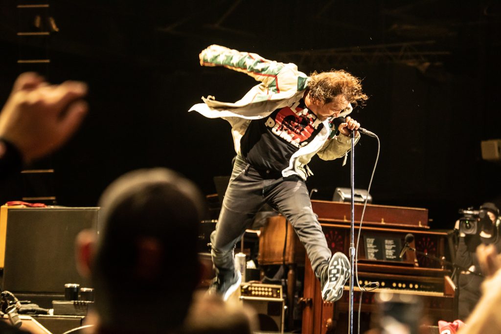 Pearl Jam sails into Camden