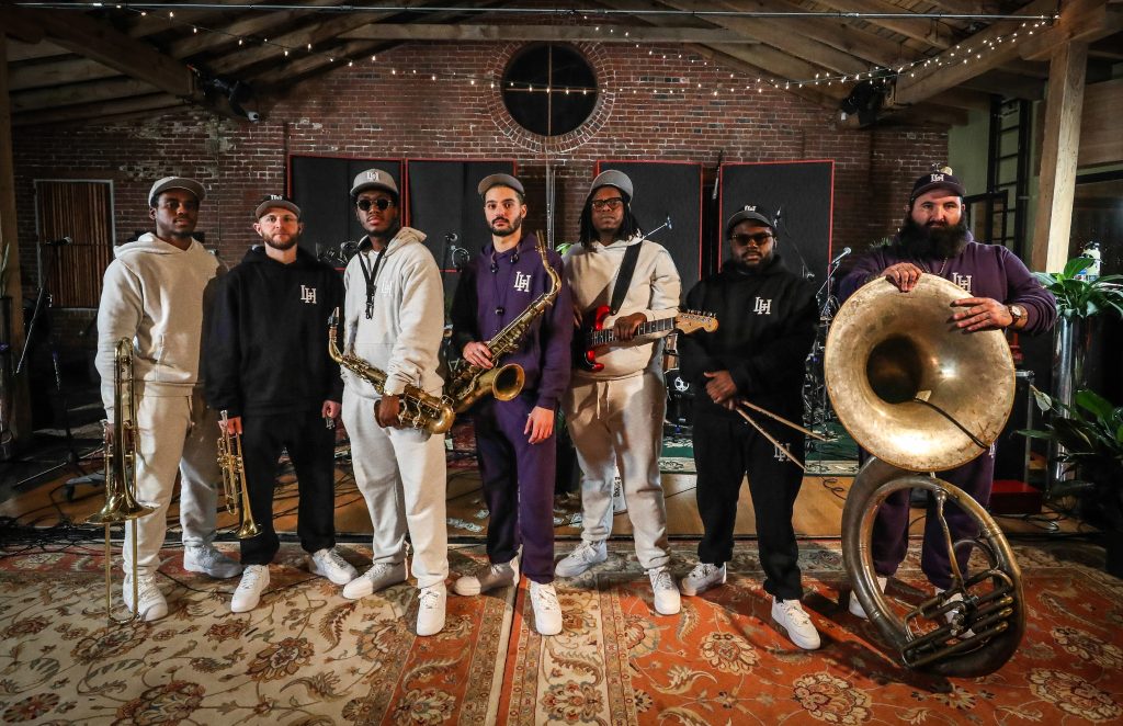 Watch Snacktime perform “TIPBUCKET LUVR,” a COVID-era love song