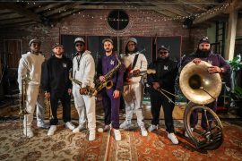 Watch Snacktime perform “TIPBUCKET LUVR,” a COVID-era love song