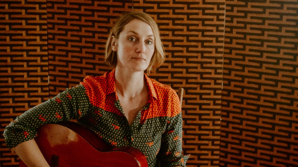Joan Shelley’s ‘The Spur’ is evocative, immediate — and a return to familiar ground