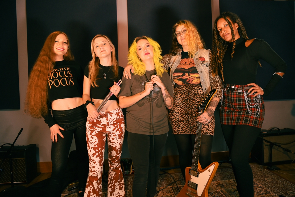 The Key Studio Sessions: Vixen 77