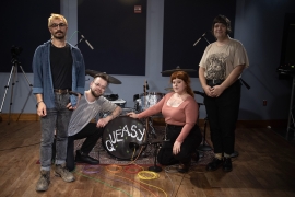 The Key Studio Sessions: Queasy
