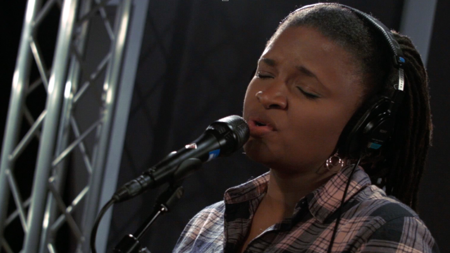 Lizz Wright: “Grace” (World Cafe Version)