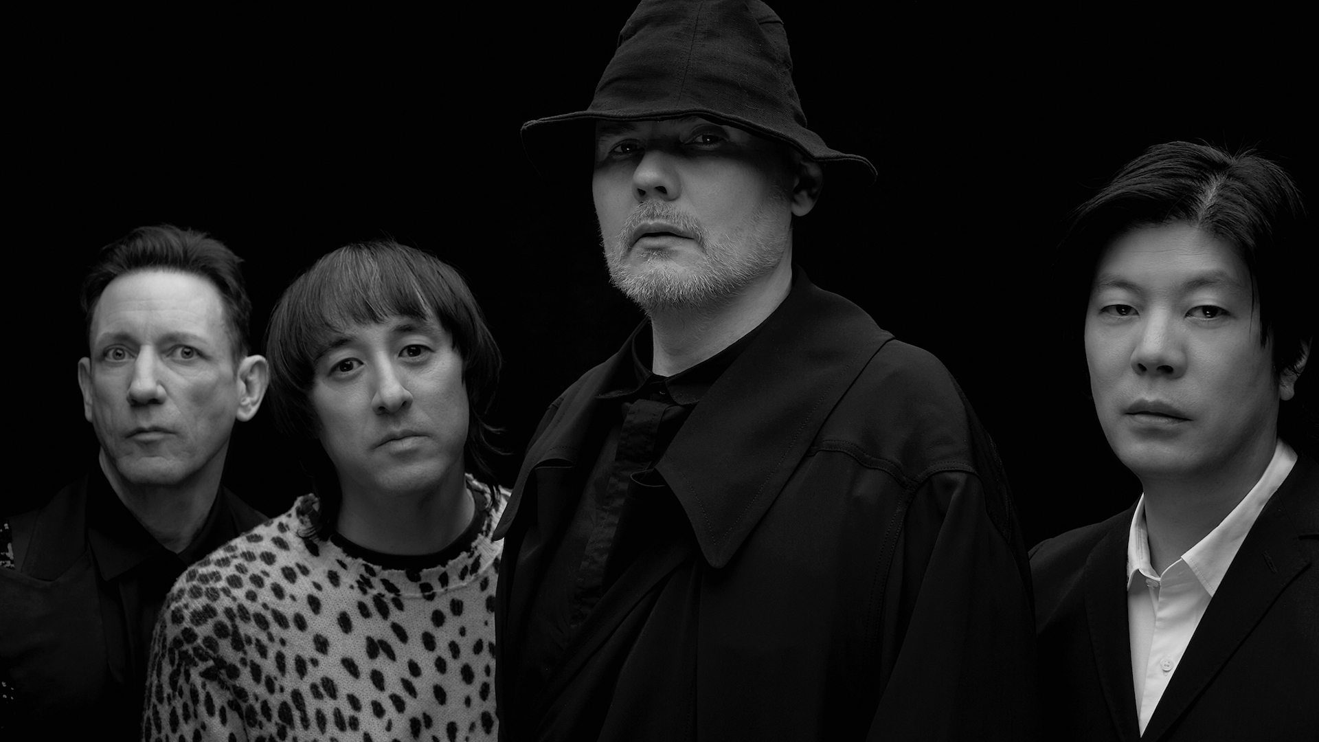 Billy Corgan Performs Acoustic Versions Of Smashing Pumpkins Songs, New And Old