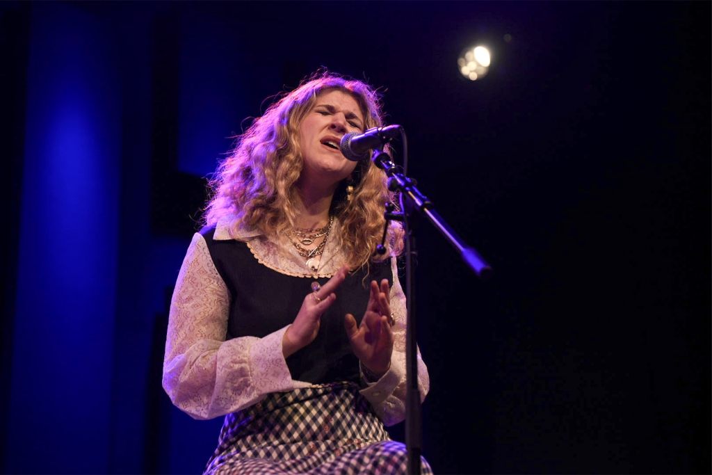 Overcoats: “Horsegirl” (Free at Noon Concert)