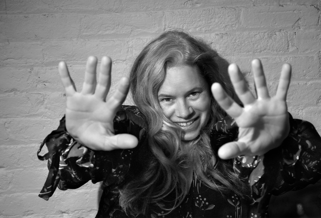 Natalie Merchant recontextualizes origin myth in “Tower of Babel,” comes to Kimmel Center in April
