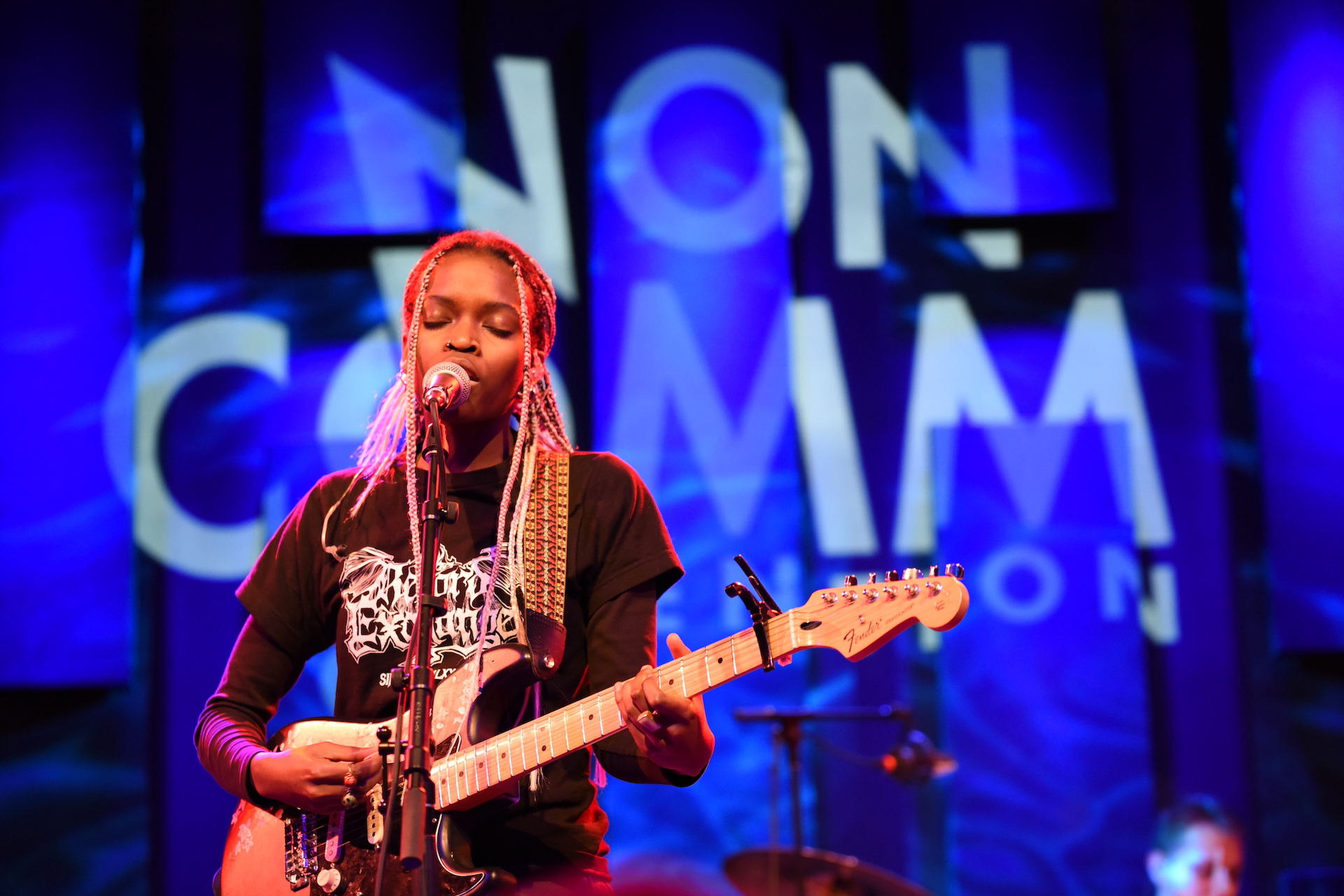 Hannah Jadagu finds strength in duality during her NON-COMM debut