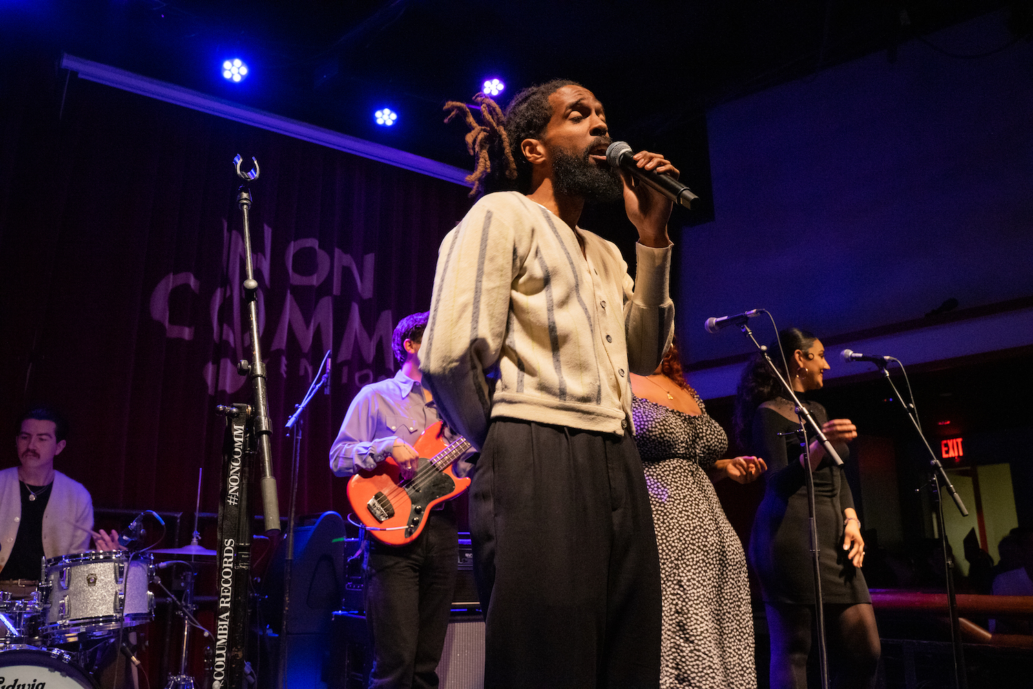 Thee Sacred Souls sets a tender tone at NON-COMM